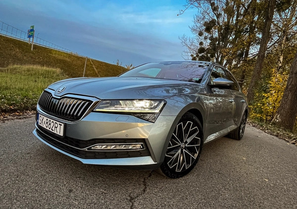 Skoda Superb cena 89900 przebieg: 220000, rok produkcji 2019 z Bytom małe 466